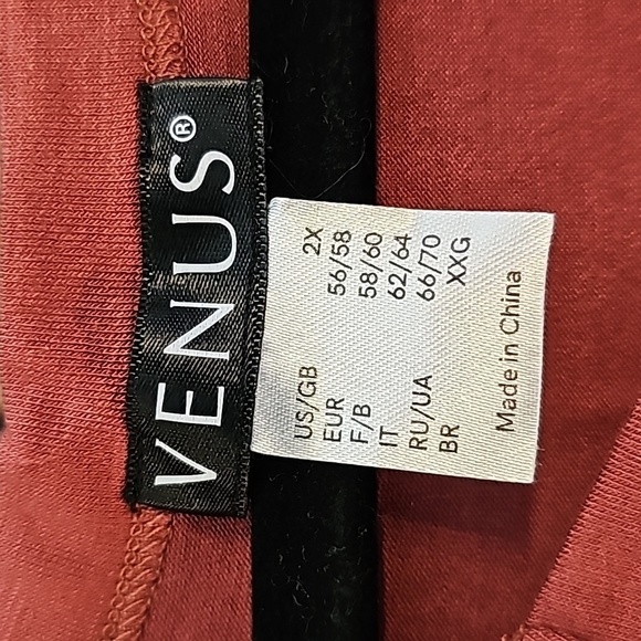 Set of 2 Dresses From Venus - Picture 4 of 13